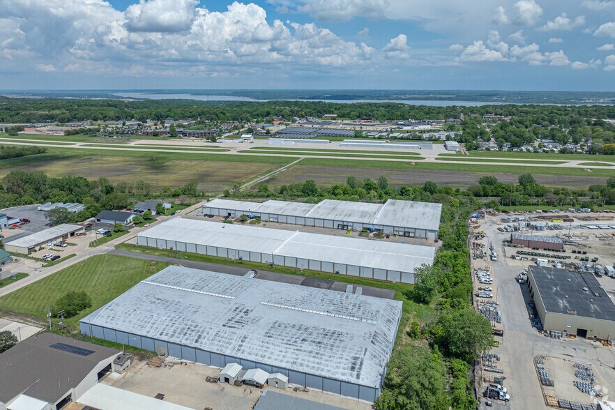More Photos Of 1616 W Chanute Rd, Peoria Unknown For Lease
