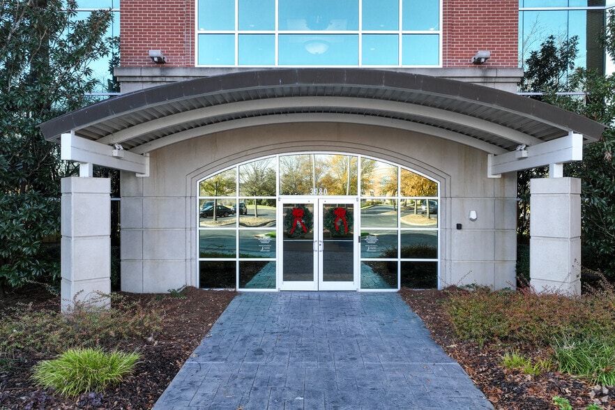 More Photos Of 3980 Premier Dr, High Point Coworking Space