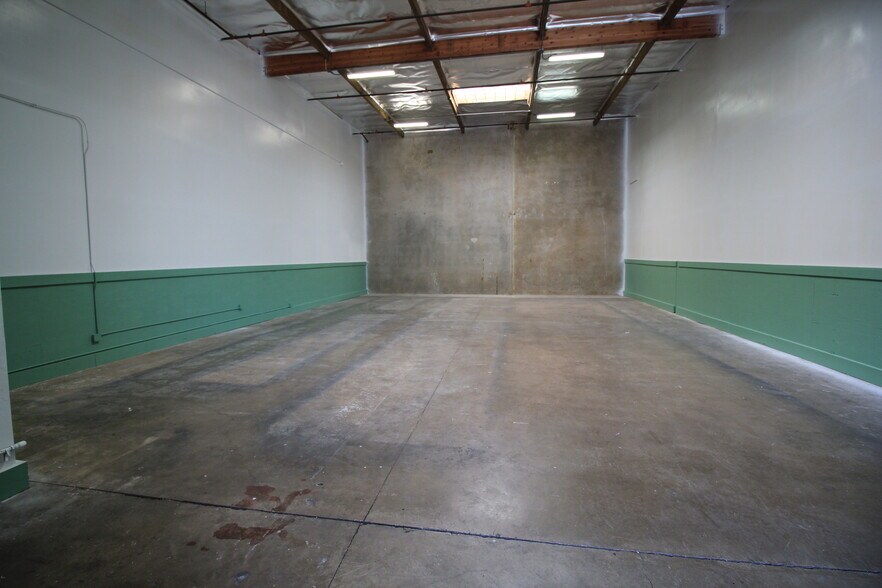 More Photos Of 96-1173 Waihona St, Pearl City Warehouse For Lease