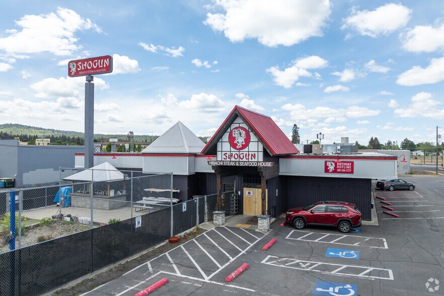 More Photos Of 20 N Raymond Rd, Spokane Restaurant For Sale