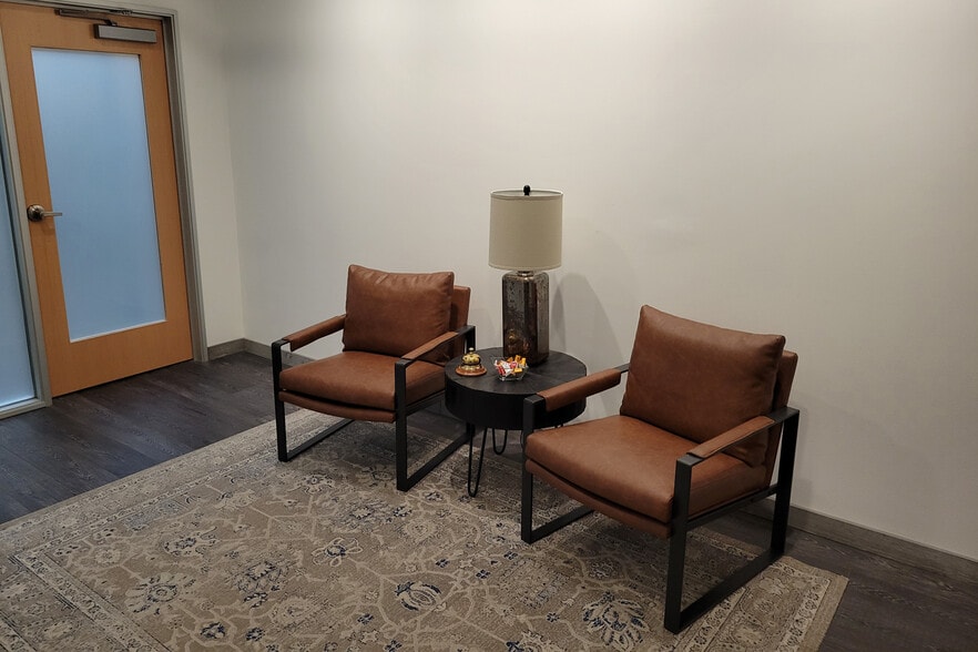 More Photos Of 794 Pine St, Muskegon Coworking Space