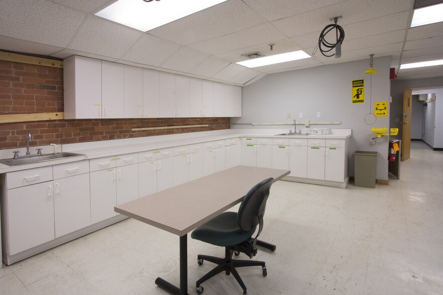 More Photos Of 63 Great Rd, Maynard Loft Creative Space For Lease