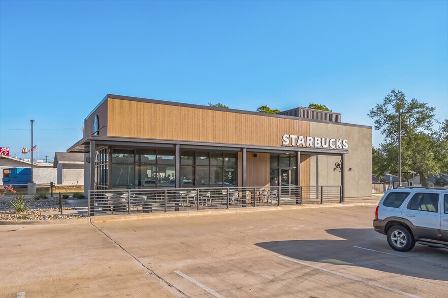 More Photos Of 598 S Jackson St, Jacksonville Restaurant For Sale