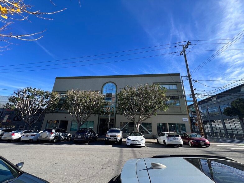 More Photos Of 383 Rhode Island St, San Francisco Loft Creative Space For Lease