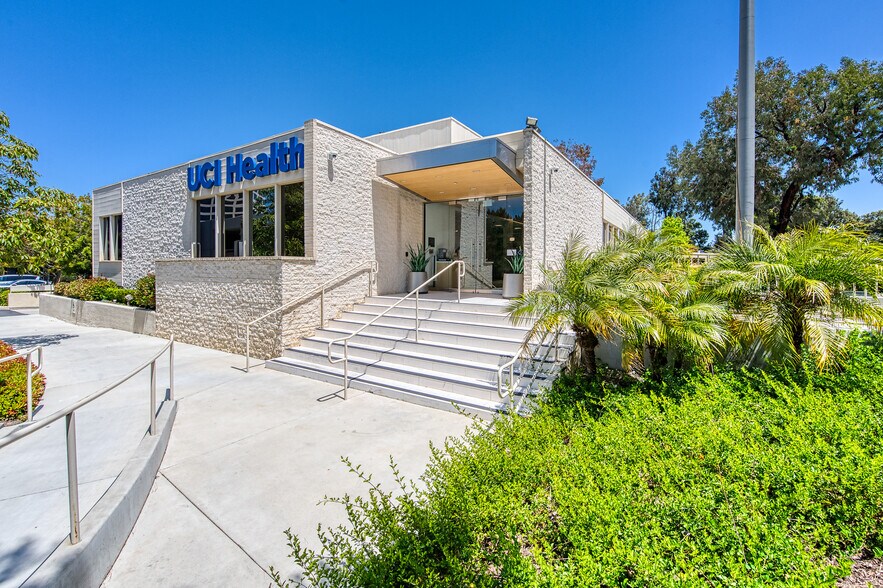 More Photos Of 2161 San Joaquin Hills Rd, Newport Beach Medical For Sale