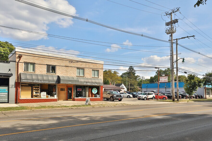 More Photos Of 4760-4764 N High St, Columbus Storefront Retail Residential For Sale