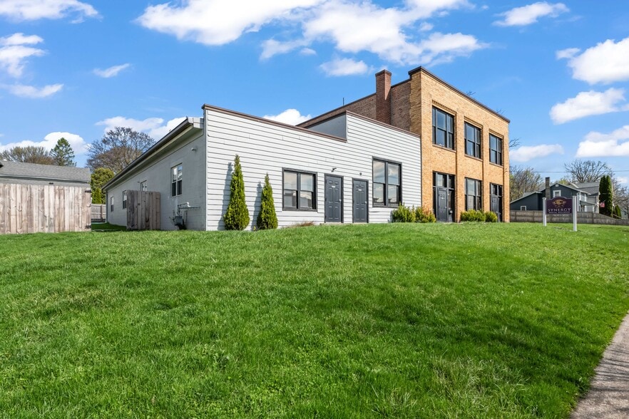 More Photos Of 250 Gorham St, Canandaigua Office For Sale