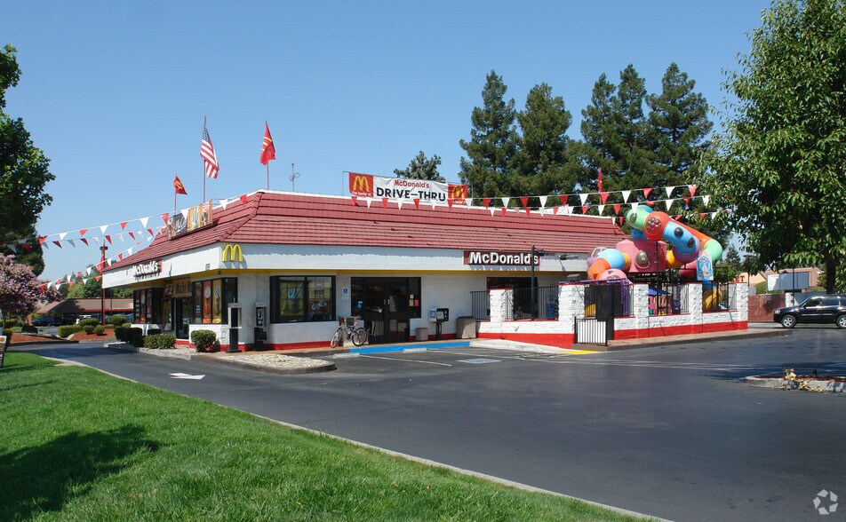 More Photos Of 1091 E Capitol Expy, San Jose Unknown For Lease