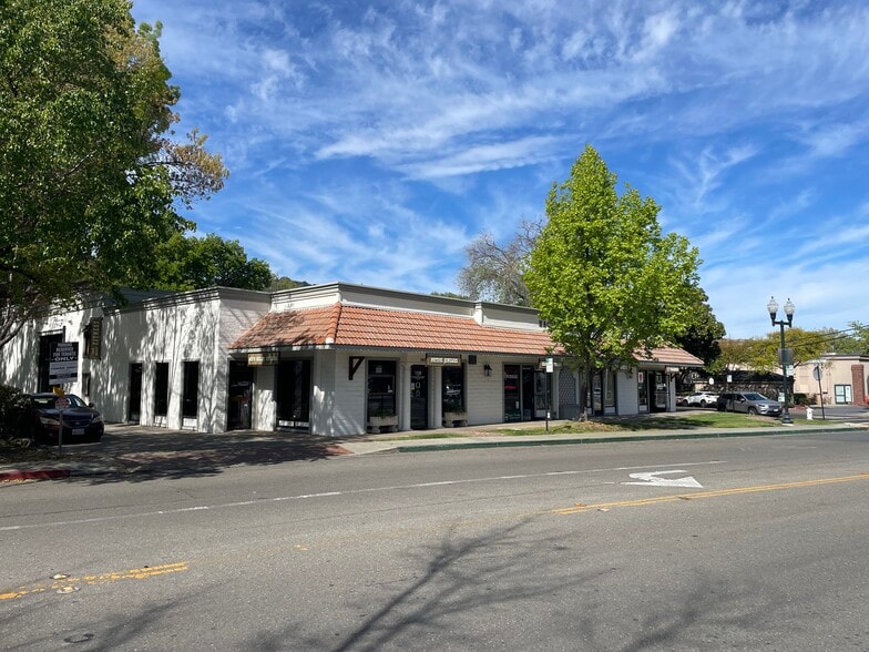 More Photos Of 115 Railroad Ave, Danville General Retail For Lease