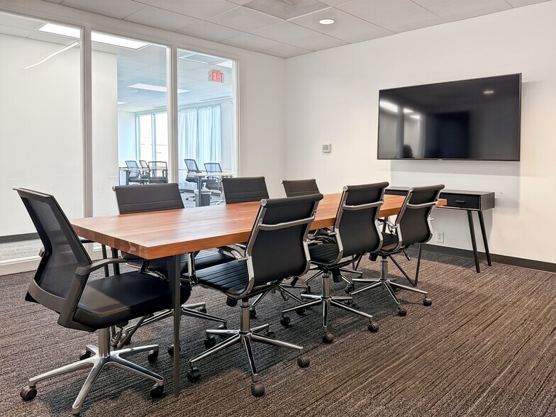 More Photos Of 223 E City Hall Ave, Norfolk Coworking Space