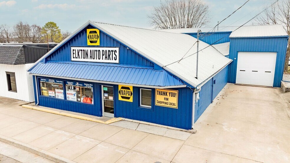 More Photos Of 204 N Main St, Elkton Freestanding For Sale