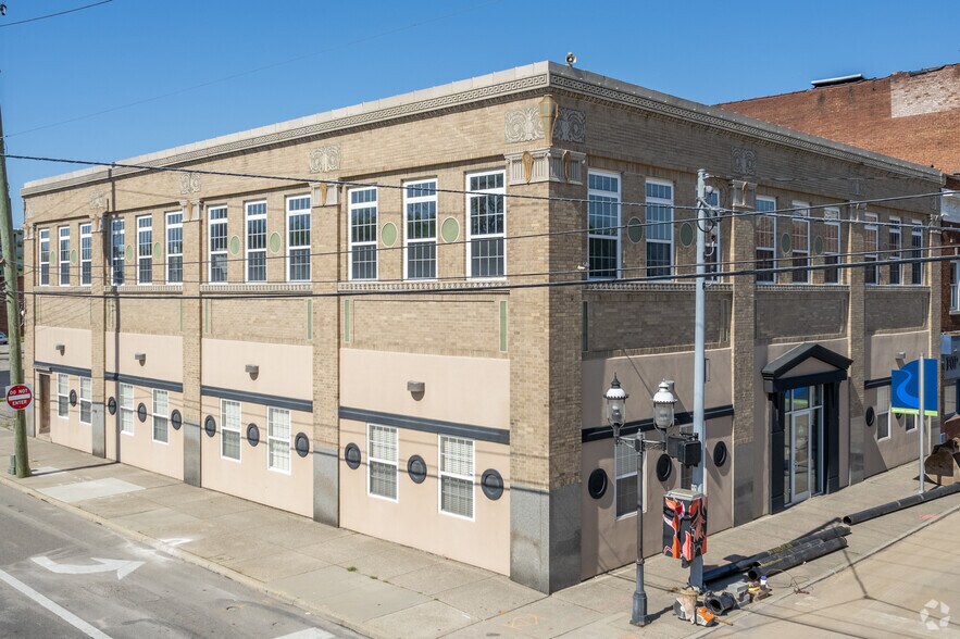 Primary Photo Of 1236-1240 Central Ave, Middletown Loft Creative Space For Sale