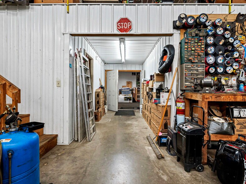 More Photos Of 2335 W Main St, Red Wing Auto Repair For Sale