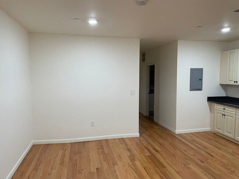 More Photos Of 265 Essex St, Lawrence Apartments For Sale