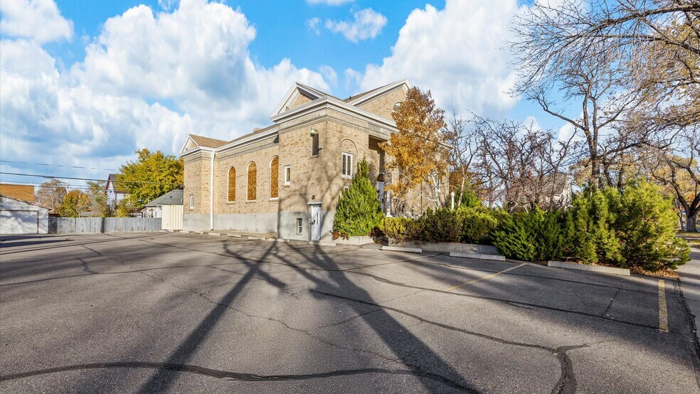 More Photos Of 535 N 7th St, Grand Junction General Retail For Sale