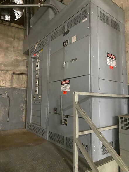 More Photos Of 99 5th Ave, Paterson Warehouse For Sale