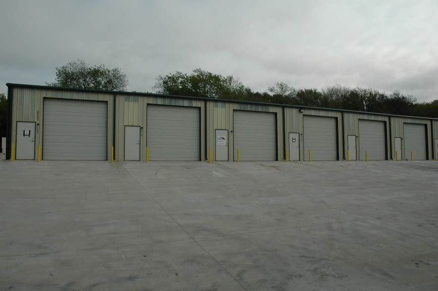 More Photos Of 3733 E University Dr, McKinney Unknown For Lease