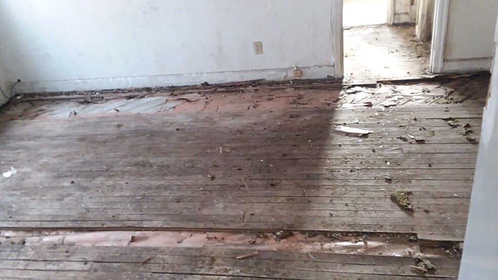 More Photos Of 1875 Forest Hills Blvd, Cleveland Apartments For Sale