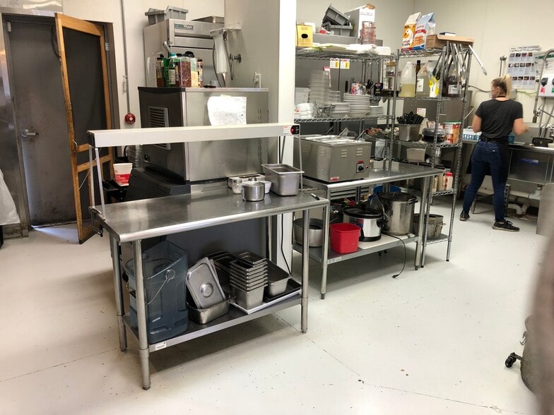 More Photos Of 2726 11th St, Niles Unknown For Lease