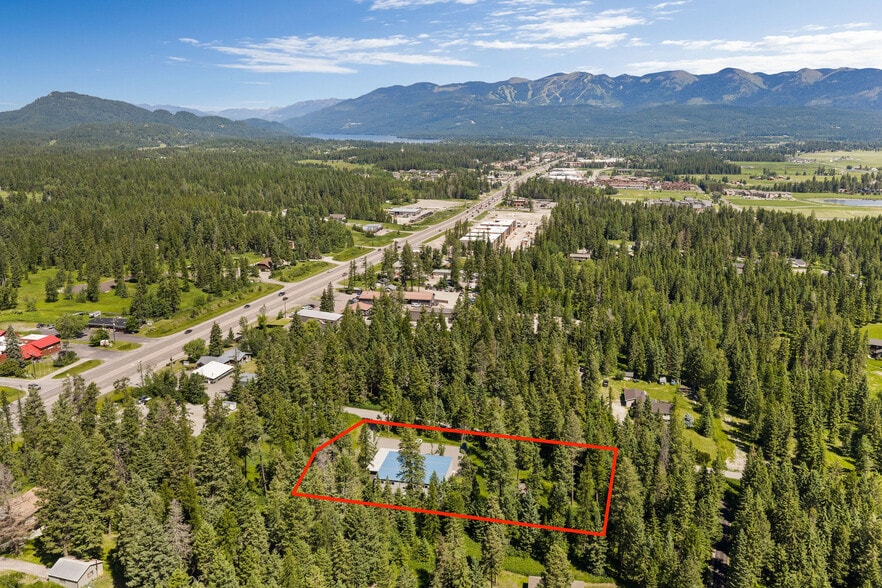 More Photos Of 112 E Blanchard Lake Rd, Whitefish Warehouse For Lease