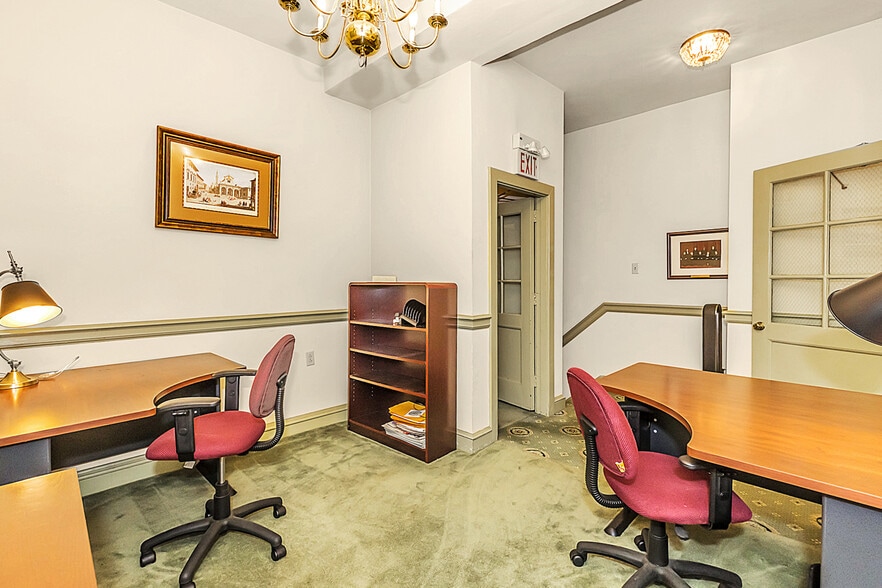 More Photos Of 303 Chestnut St, Philadelphia Office Residential For Sale