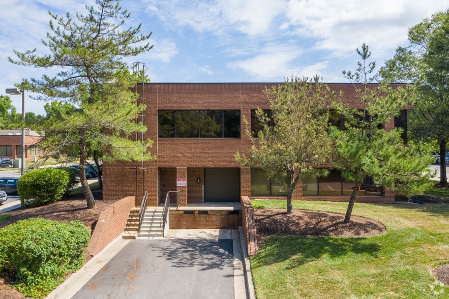 More Photos Of 9160 Guilford Rd, Columbia Office For Lease