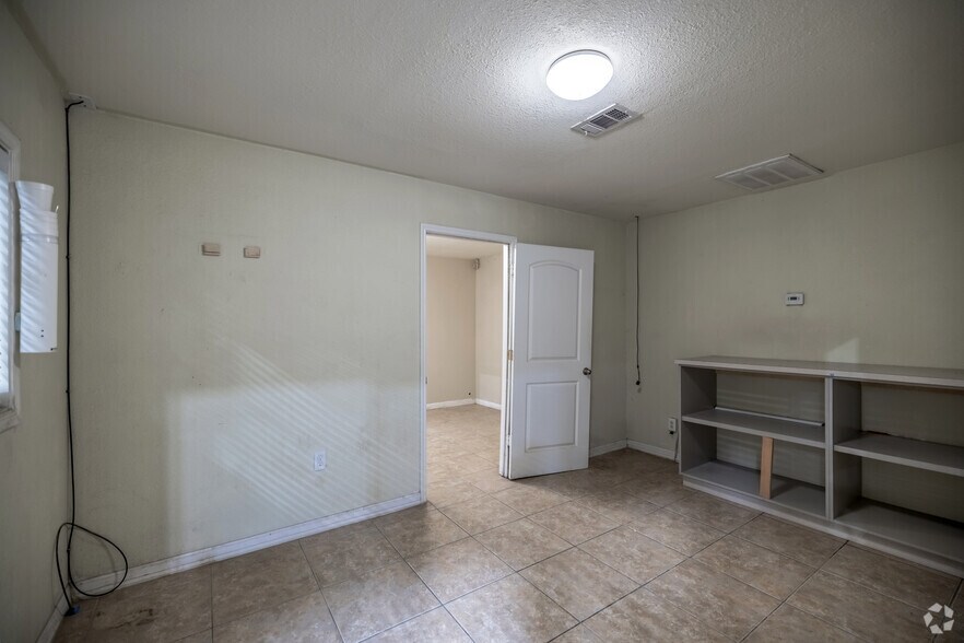 Photo of 1st Floor Ste 5858