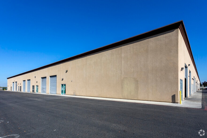 More Photos Of 5225 Pentecost Dr, Modesto Manufacturing For Sale