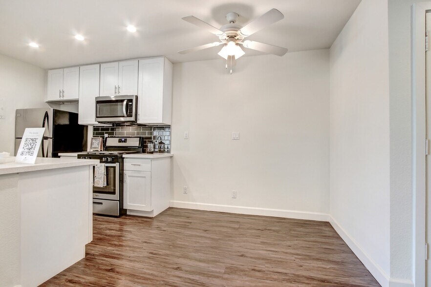 More Photos Of 14849 Vanowen St, Van Nuys Apartments For Sale