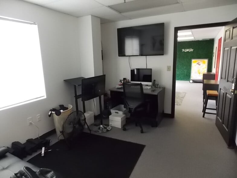 More Photos Of 3190 Industrial Way, Snellville Light Manufacturing For Sale