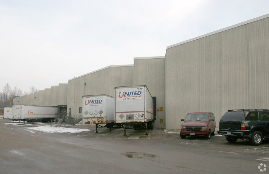 More Photos Of 4155 N Berkshire Ln, Plymouth Warehouse For Lease