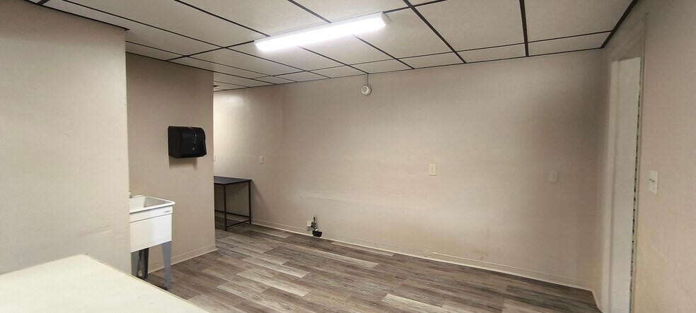 More Photos Of 14610 Kennard St, Waldo Freestanding For Sale