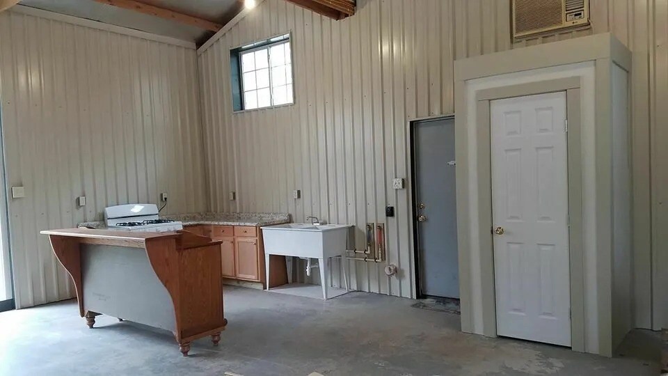 More Photos Of 2620 Interstate 45 S, New Waverly Warehouse For Sale