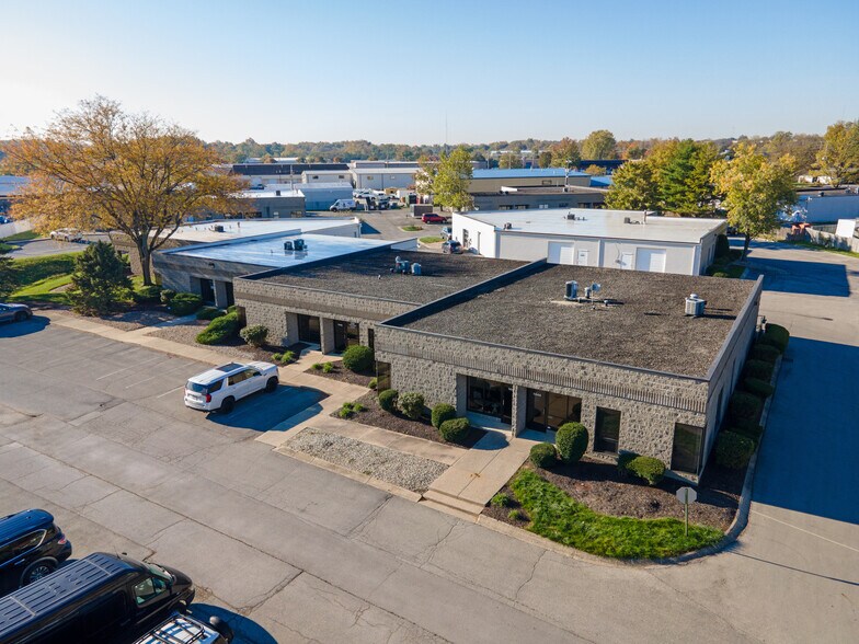 Primary Photo Of 1044-1046 Summit Dr, Carmel Light Distribution For Lease