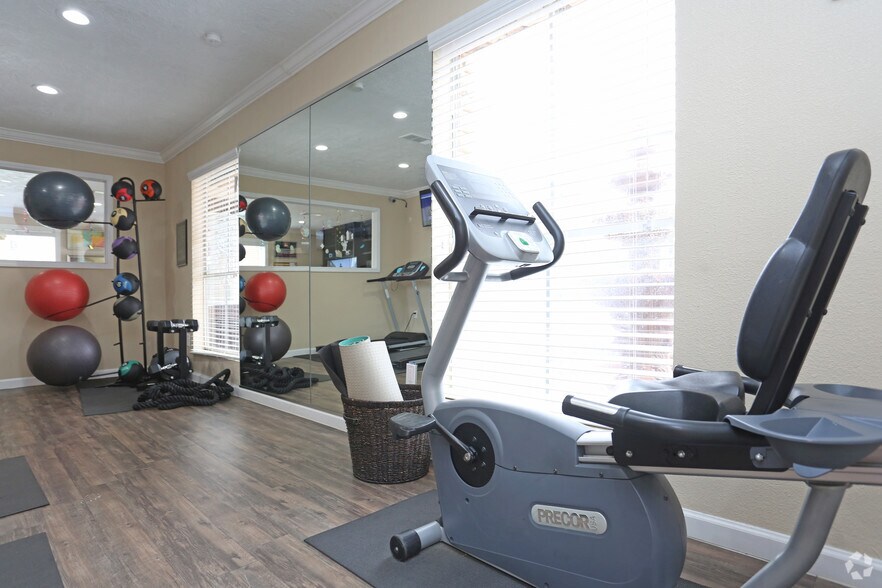 More Photos Of 424 S Bender Hollow, Humble Apartments For Sale