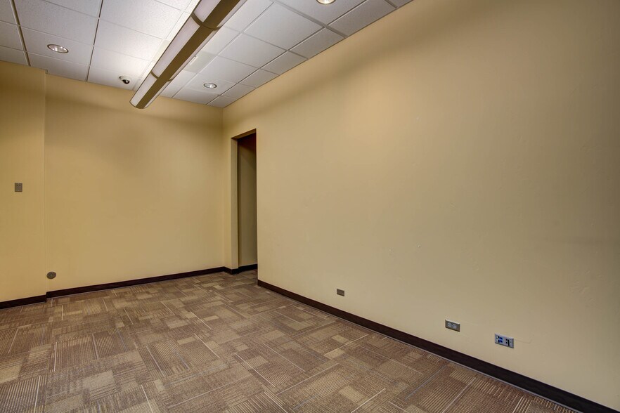 More Photos Of 9240 Explorer Dr, Colorado Springs Office For Lease
