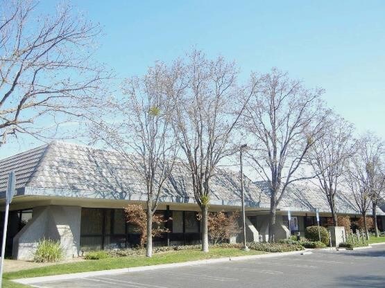 Primary Photo Of 5690 N Fresno St, Fresno Office For Sale