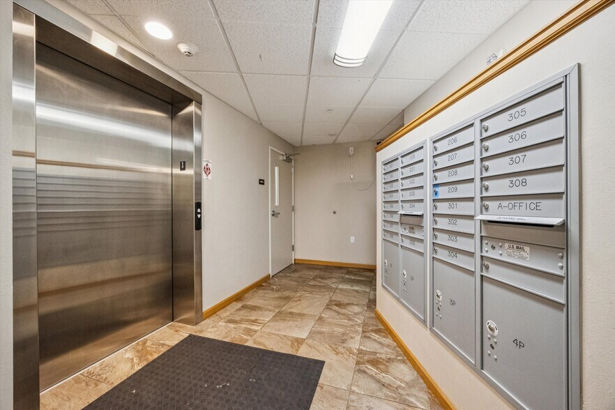 More Photos Of 2926 SW 4th Ave, Portland Apartments For Sale