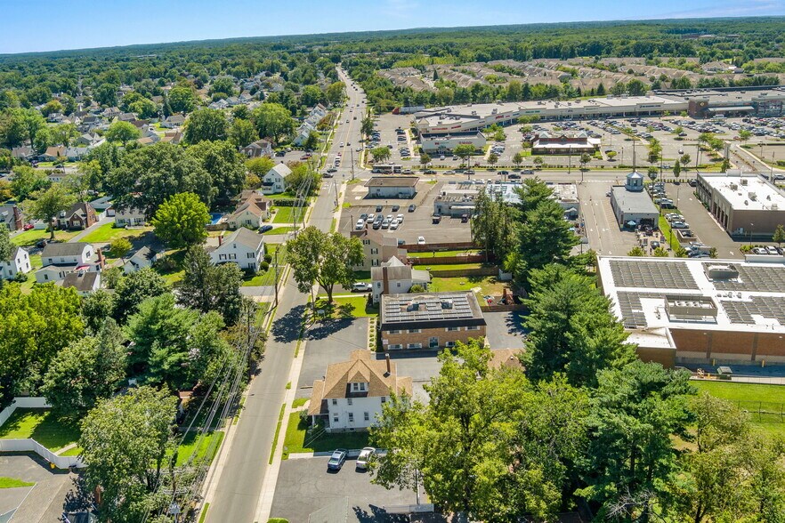 More Photos Of 2561 Yardville Hamilton Squ Rd, Hamilton Square Office For Sale