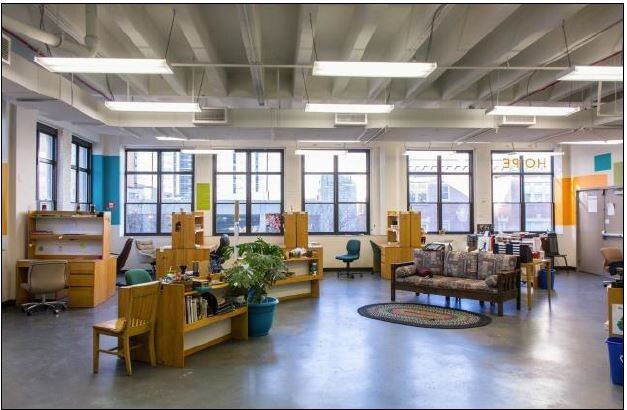 More Photos Of 939 W Wilson Ave, Chicago Office For Lease