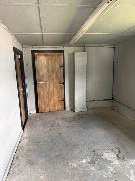 More Photos Of 5701 Us-90 Hwy, Theodore Freestanding For Lease