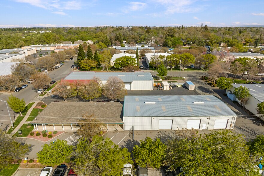 Primary Photo Of 2289 Ivy St, Chico Flex For Lease