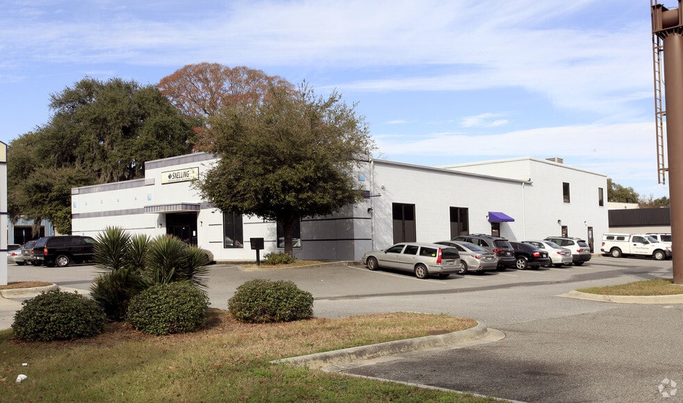 More Photos Of 702 Mall Blvd, Savannah Loft Creative Space For Lease