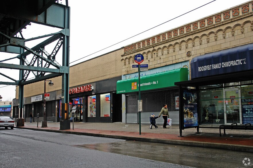 More Photos Of 6327 Roosevelt Ave, Woodside Storefront Retail Residential For Lease
