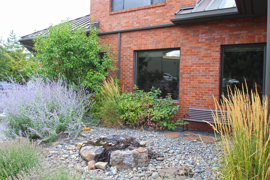 More Photos Of 1345 NW Wall St, Bend Office For Lease