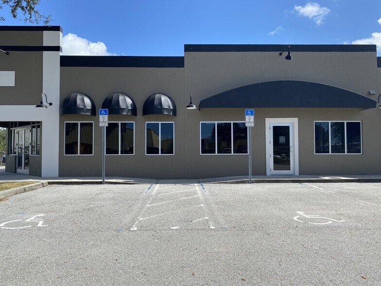 More Photos Of 5952-6012 Clark Center Ave, Sarasota Office For Lease
