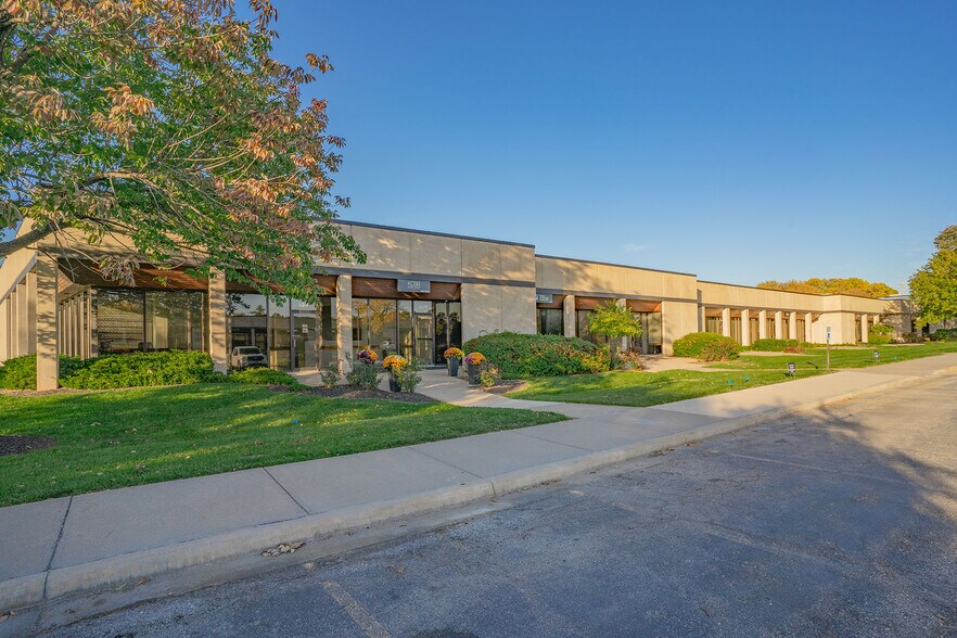 Primary Photo Of 8317-8405 Melrose Dr, Lenexa Flex For Lease