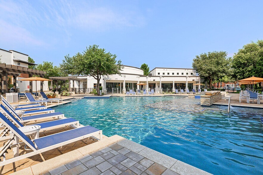 More Photos Of 380 Vista Court Dr, Plano Apartments For Lease