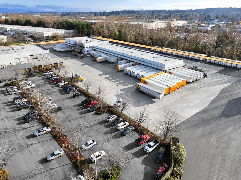 More Photos Of 13704 NE Airport Way, Portland Unknown For Lease