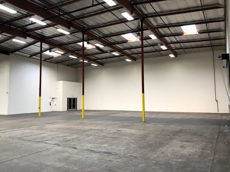 More Photos Of 3430 E Airport Way, Long Beach Warehouse For Lease